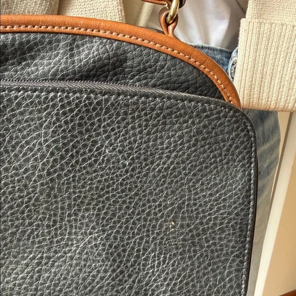 Vintage Faux Leather Crossbody Bag - Picture 6 of 13